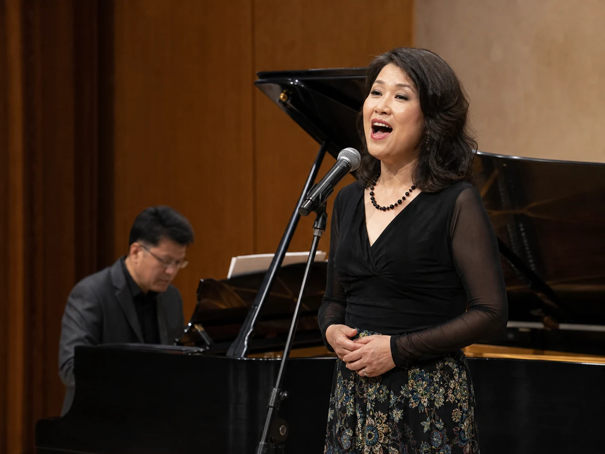 Adult voice student performance
